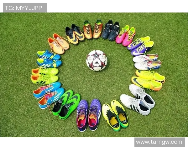 足球明星挂件设计独特可转动让你随时感受足球魅力与激情